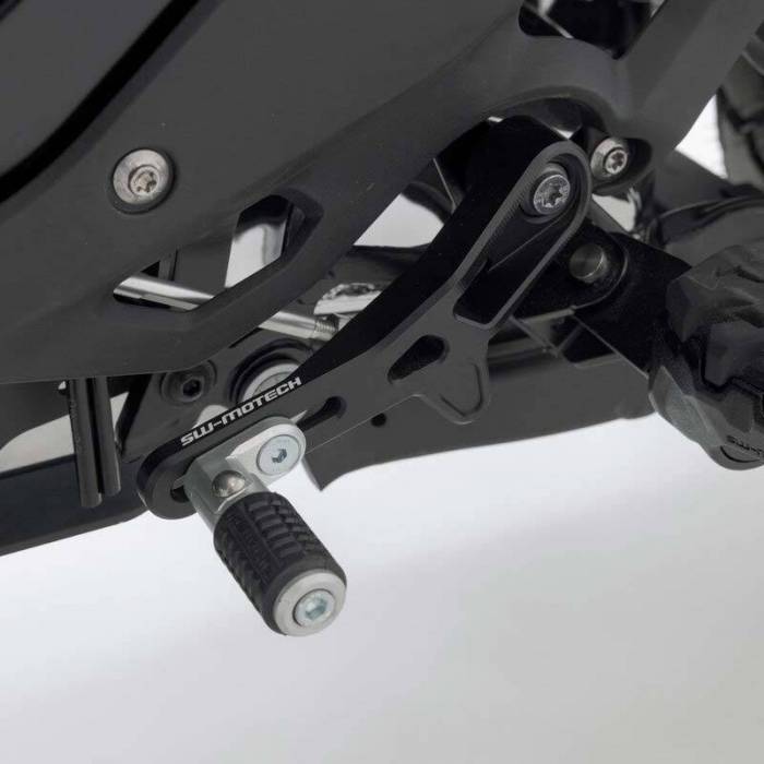Palanca Cambio regulable SW-Motech BMW R1300 GS detalle