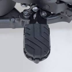 Reposapies articulados ION SW-Motech BMW R1200GS LC vista 4