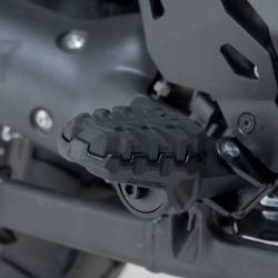 Kit reposapies negros EVO SW-Motech BMW R1300 GS vista