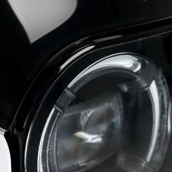 Protector de Faro Adhere Puig Ducati Desert X 22- detalle