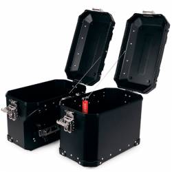 Maletas laterales UN1T Atlas 48+41L negro Ducati DesertX abierta